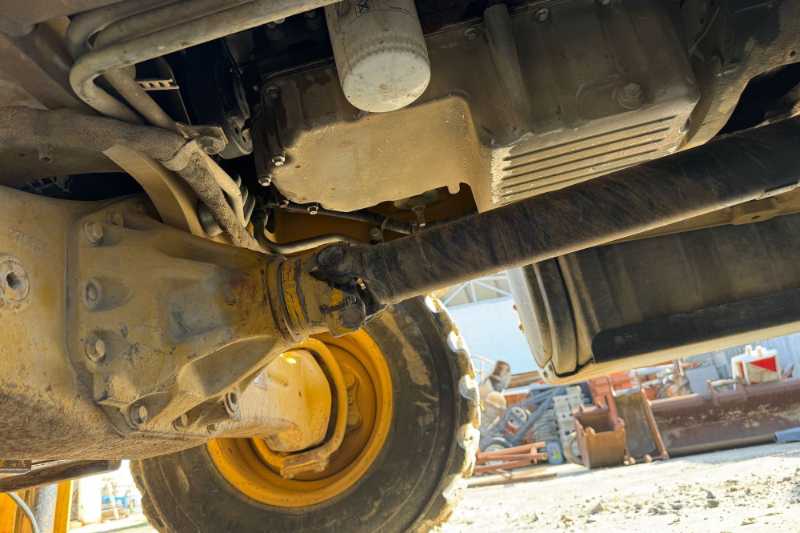 OmecoHub - Immagine CATERPILLAR 428F